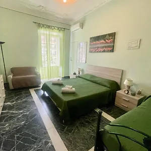  Appartamento Maya's Close To Ballaro Market And Station